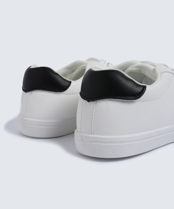 Tenis hombre image number null