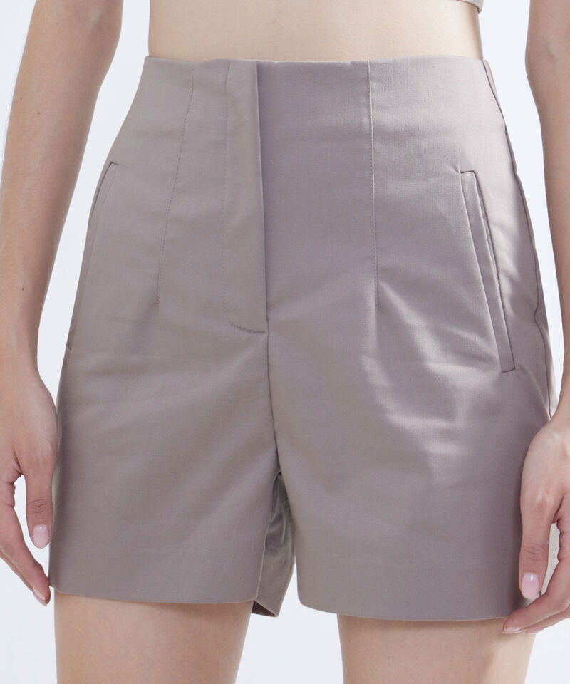 Shorts básicos para mujer