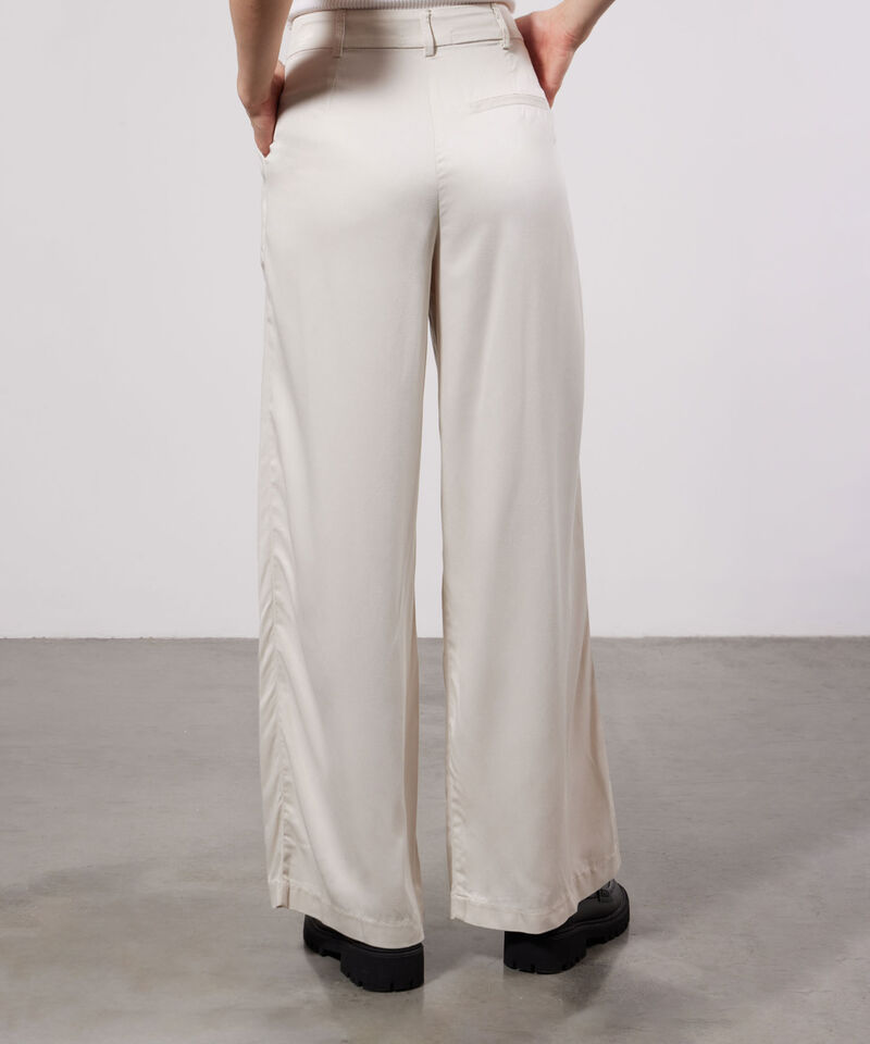 Pantalones básicos para mujer