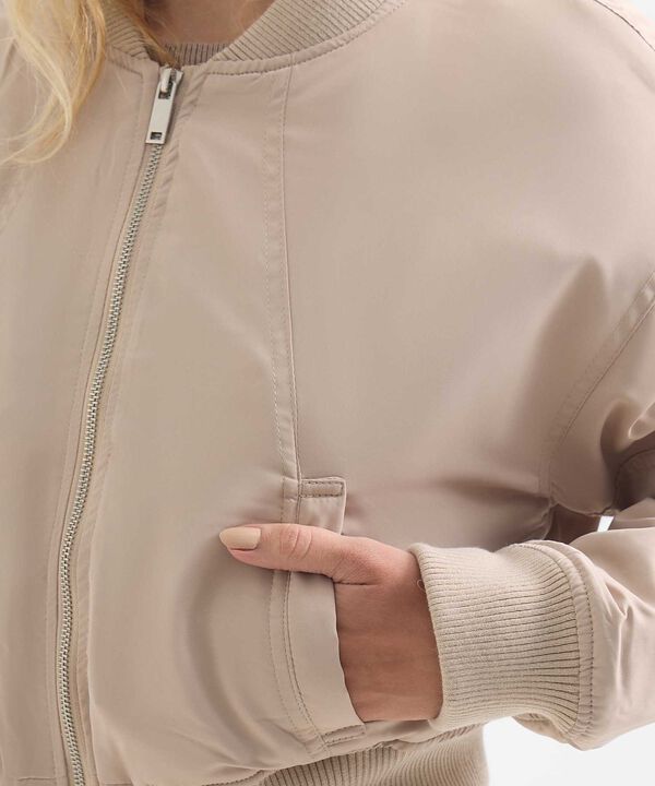 Chaquetas para mujer image number null