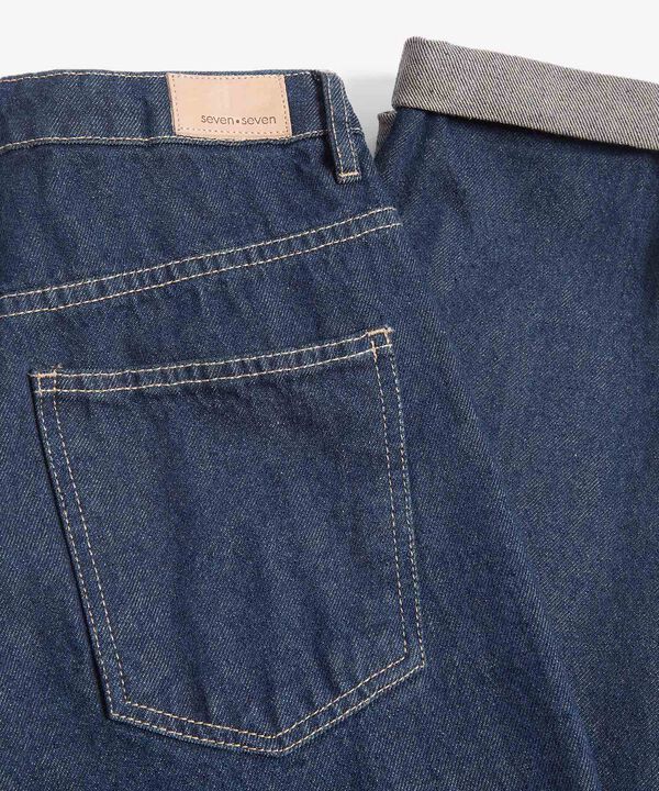 Jeans dama image number null