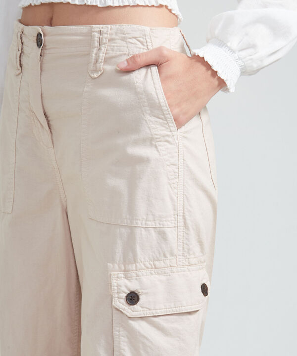 Pantalones-para-mujer image number null