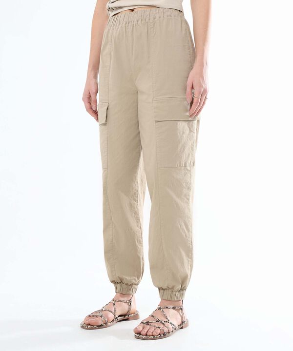 Pantalones para mujer image number null