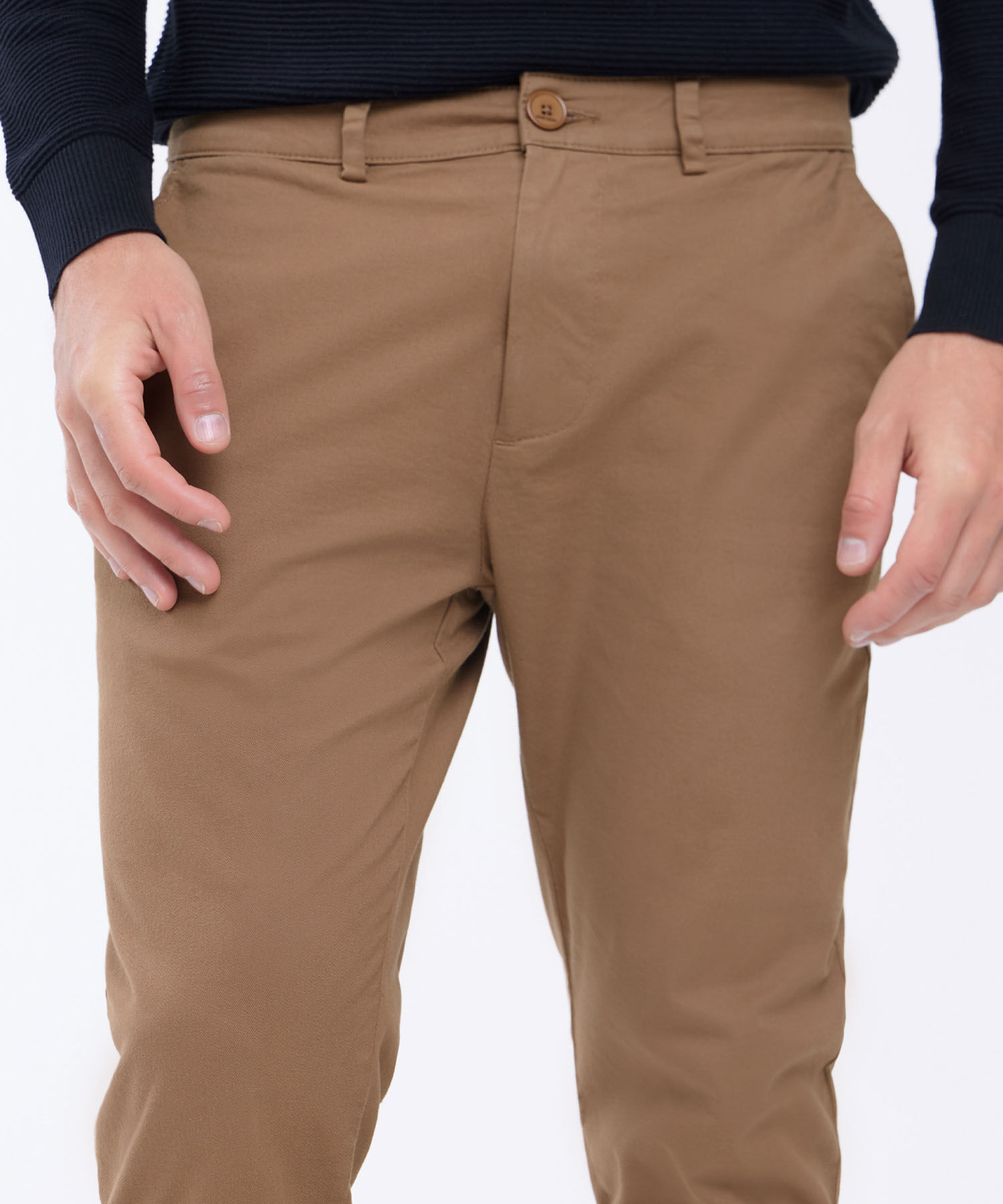 Pantalones basicos para hombre