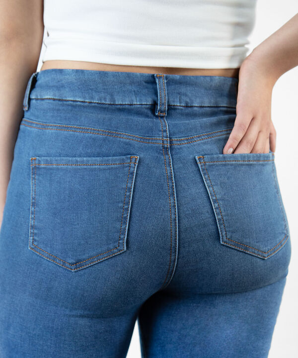 Jeans basicos para mujer