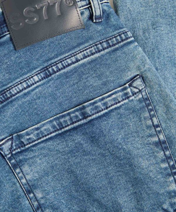 Jeans para hombre image number null