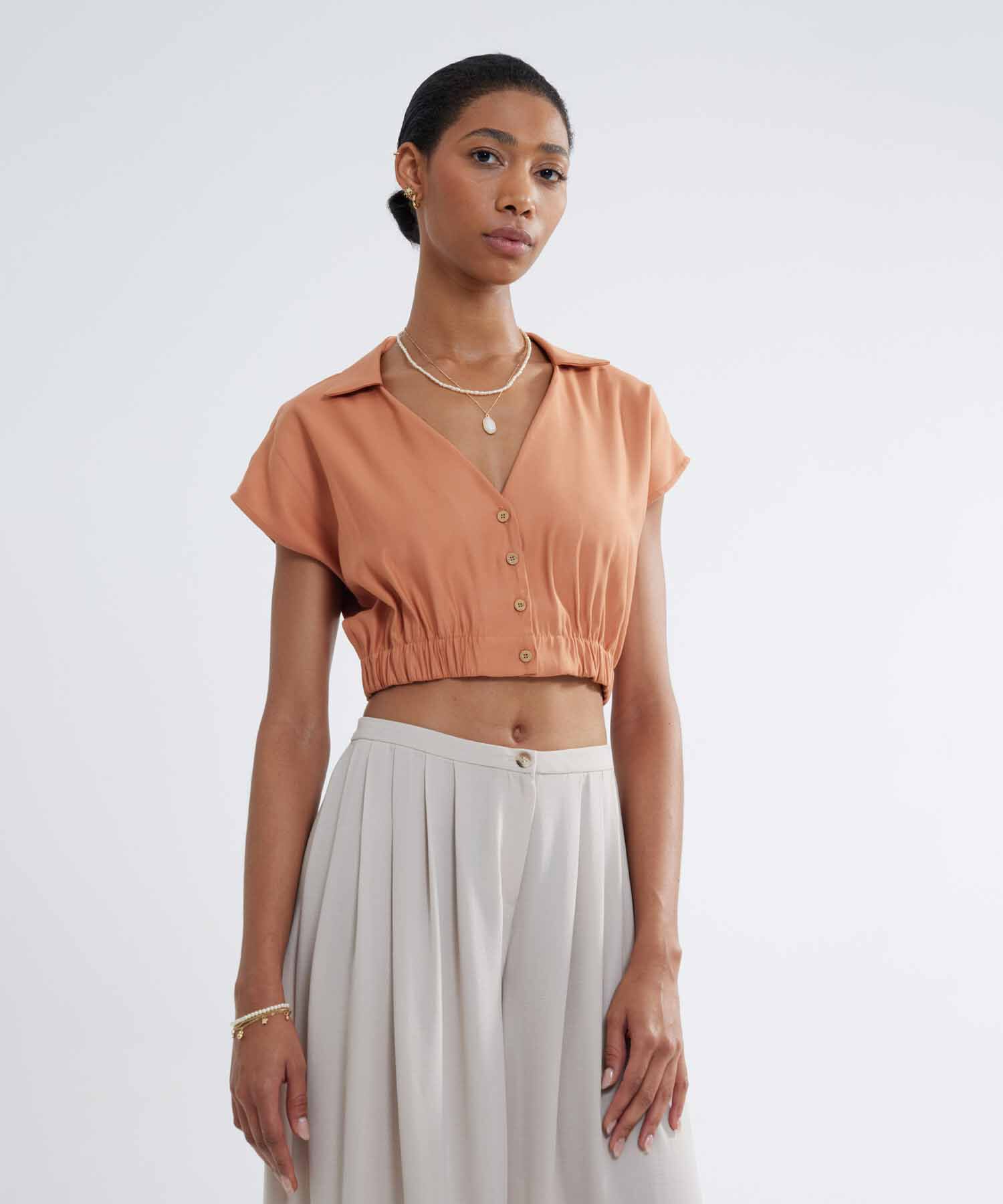 トップス Esan Crop Top con Escote en V|Compra Online|SEVEN SEVEN