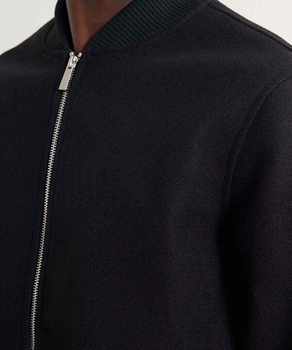 Chaquetas para hombre image number null