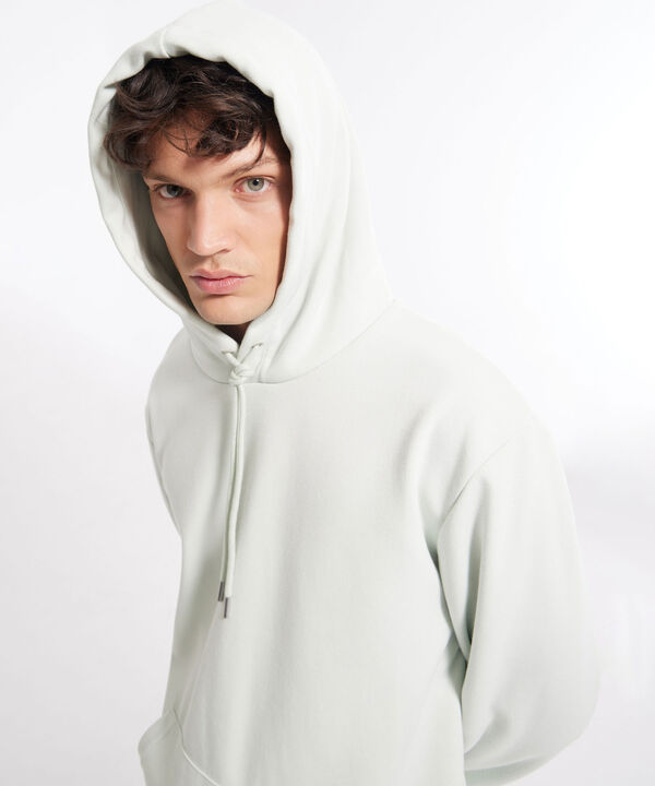 Buzos y sacos básicos para hombre 