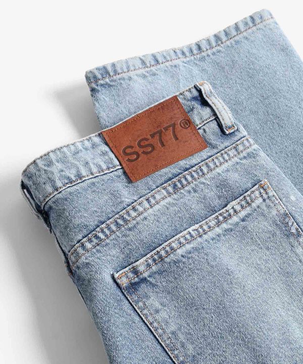 Jeans para hombre image number null