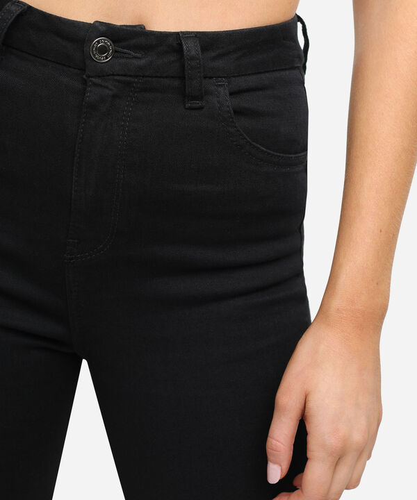 Jeans basicos para mujer image number null