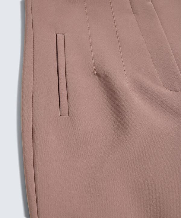Pantalones para mujer image number null