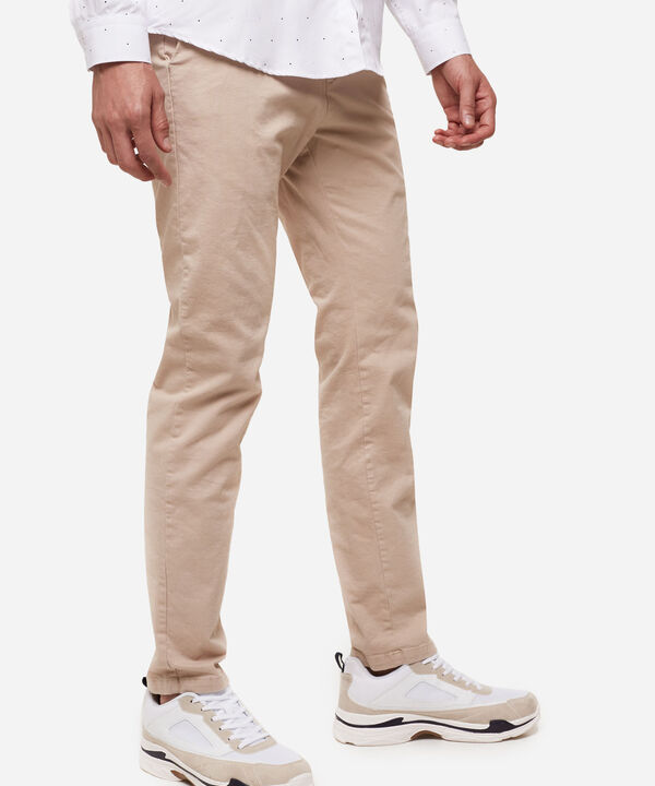 Pantalones básicos para hombre image number null