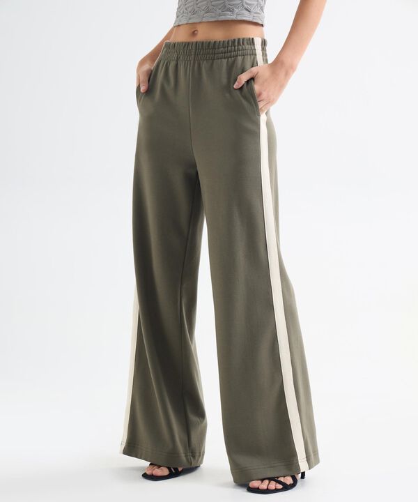Pantalones para mujer image number null