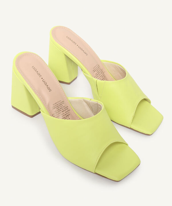 Sandalias para mujer image number null