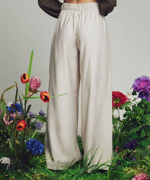 Pantalones para mujer
