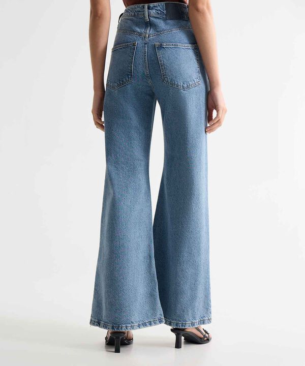 Jeans dama image number null
