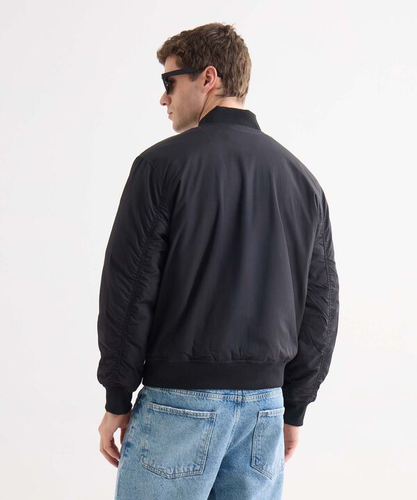 Chaquetas para hombre image number null