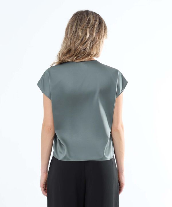 Blusas de moda para mujer