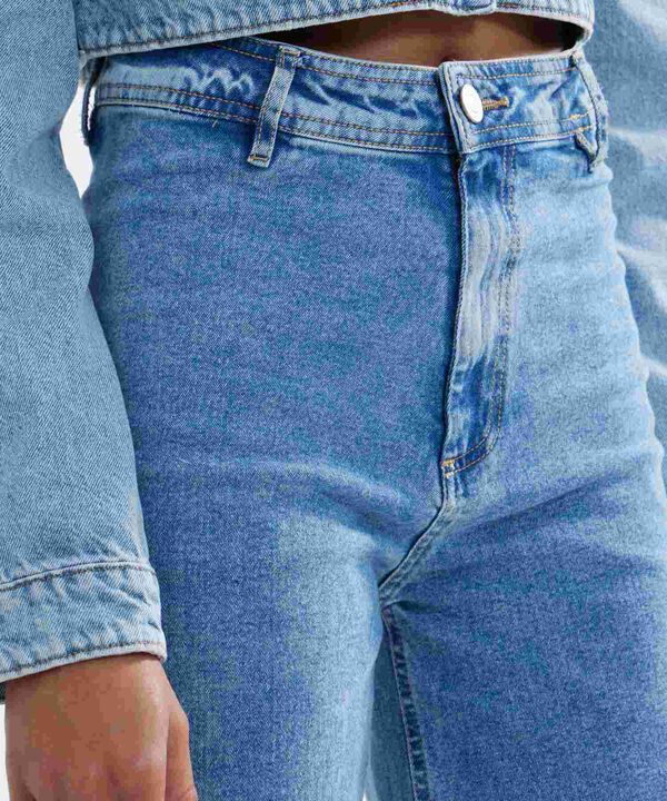Jeans dama image number null