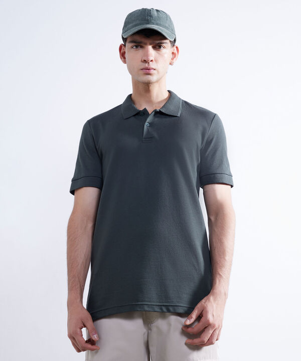 Camisetas polo para hombre image number null