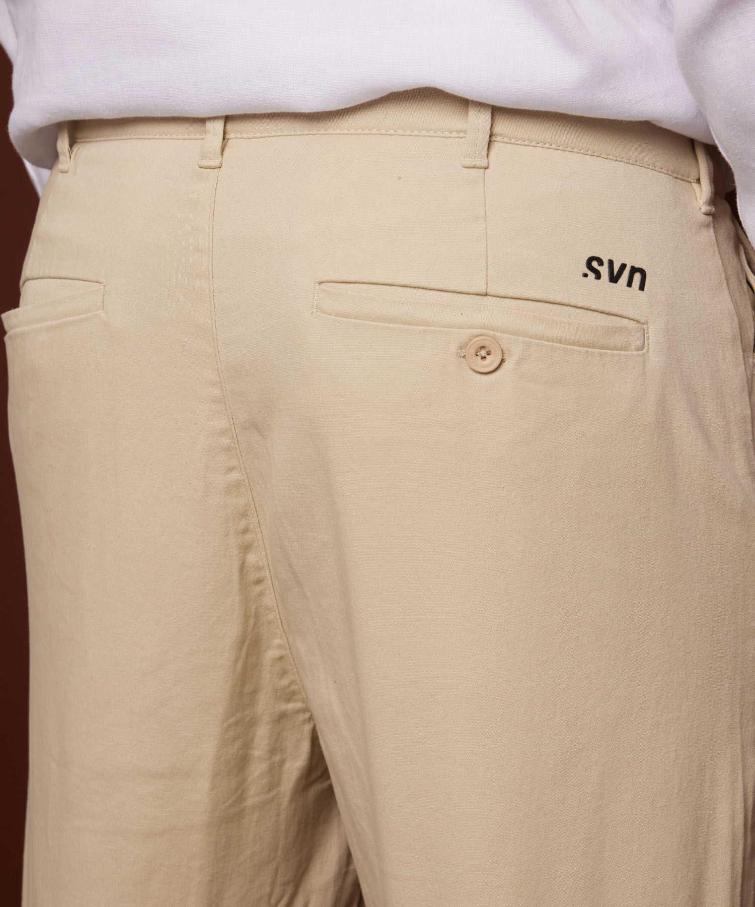 Pantalones basicos para hombre