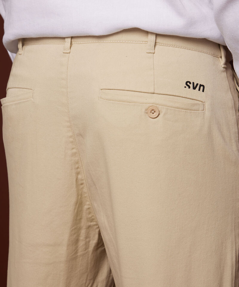 Pantalones basicos para hombre