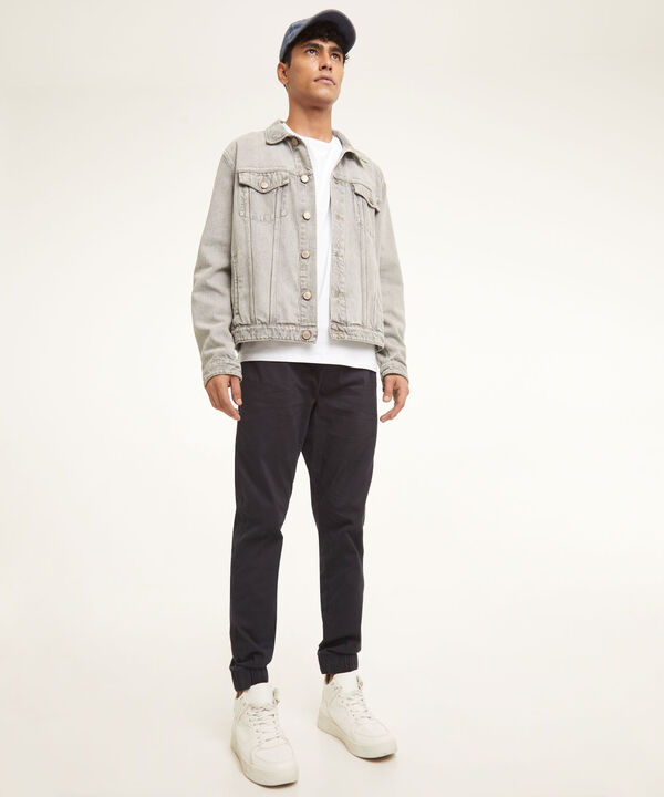 Joggers basicos para hombre image number null