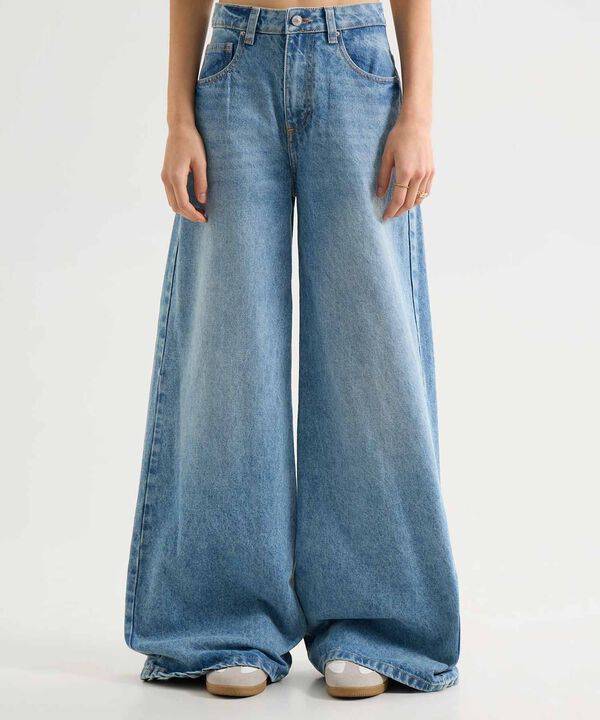 Jeans dama image number null