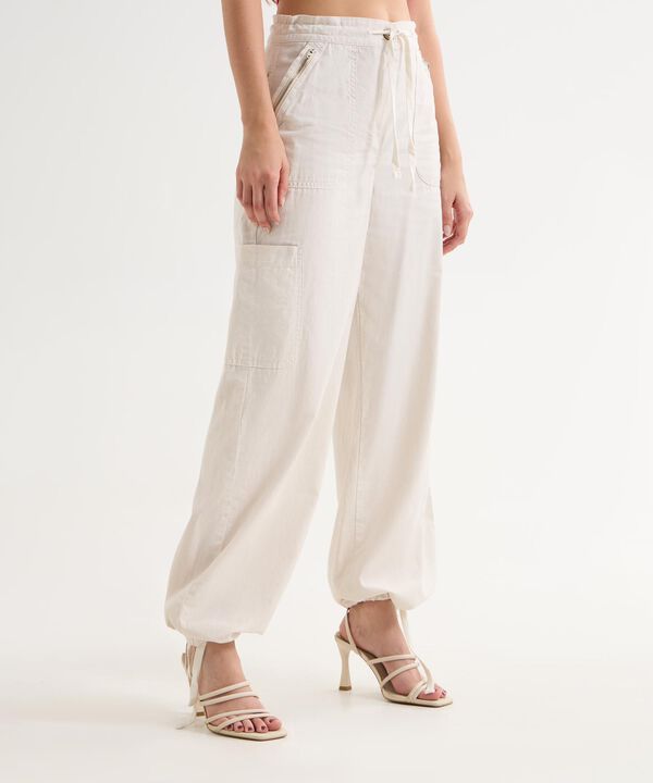 Pantalones para mujer image number null