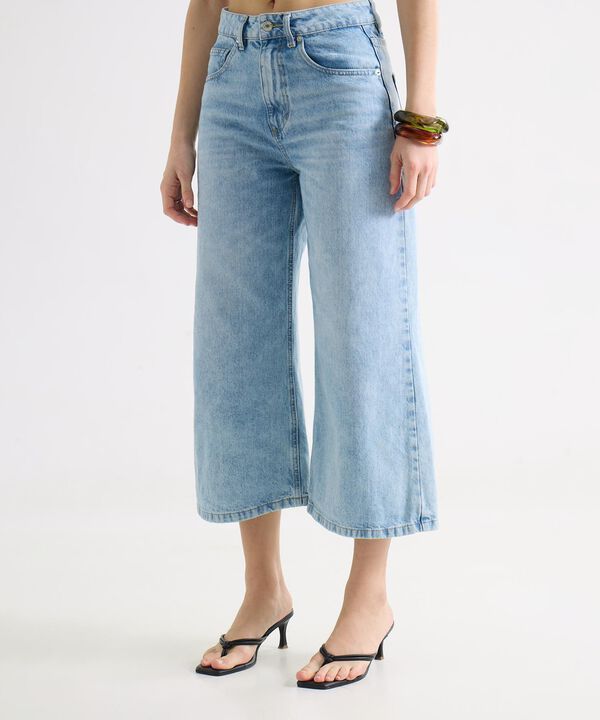 Jeans dama image number null