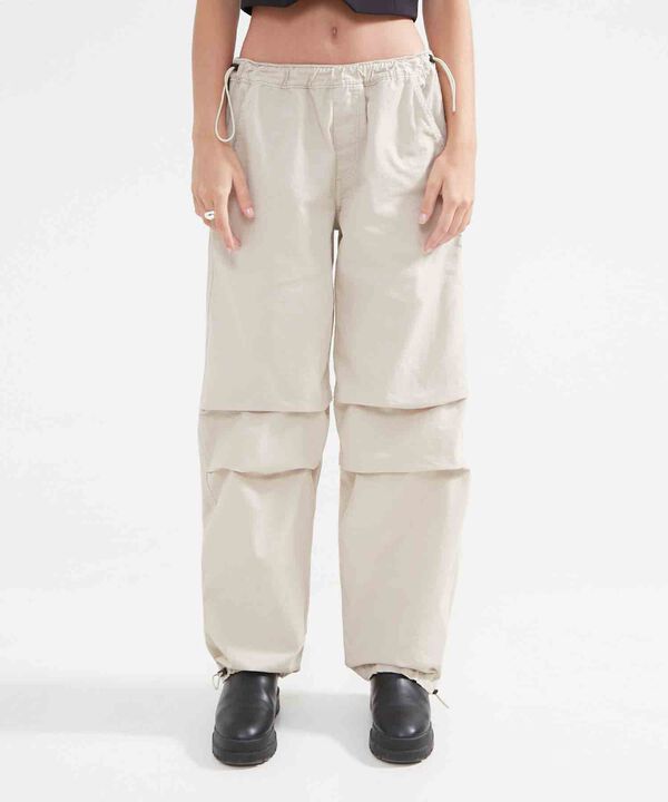 Pantalones para mujer image number null