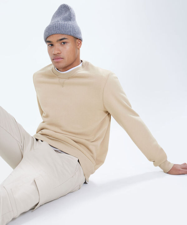 Buzo Cuello Redondo con Cortes, Beige, hi-res