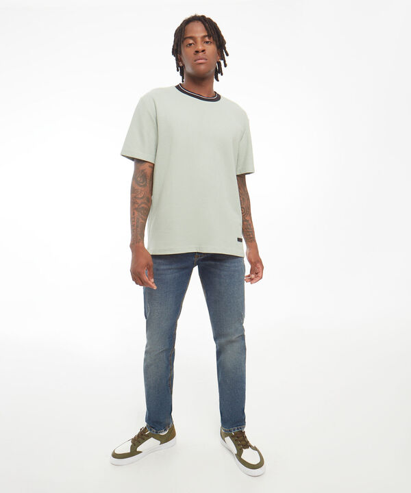 Jeans hombre image number null