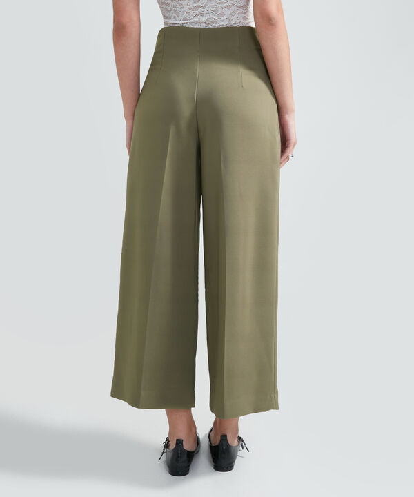 Pantalones basicos para mujer