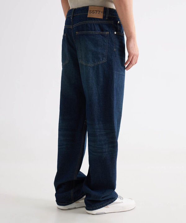Jeans para hombre image number null