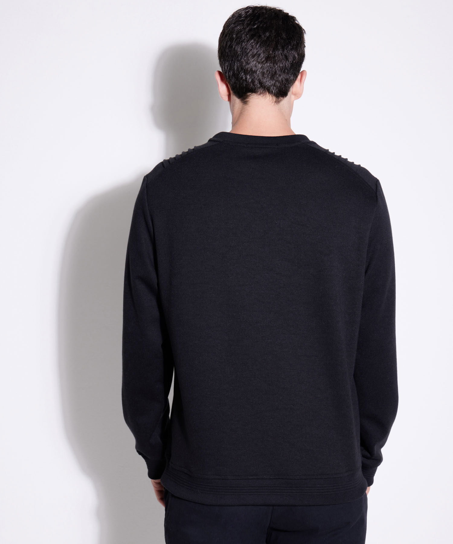 Buzos y sacos básicos para hombre 