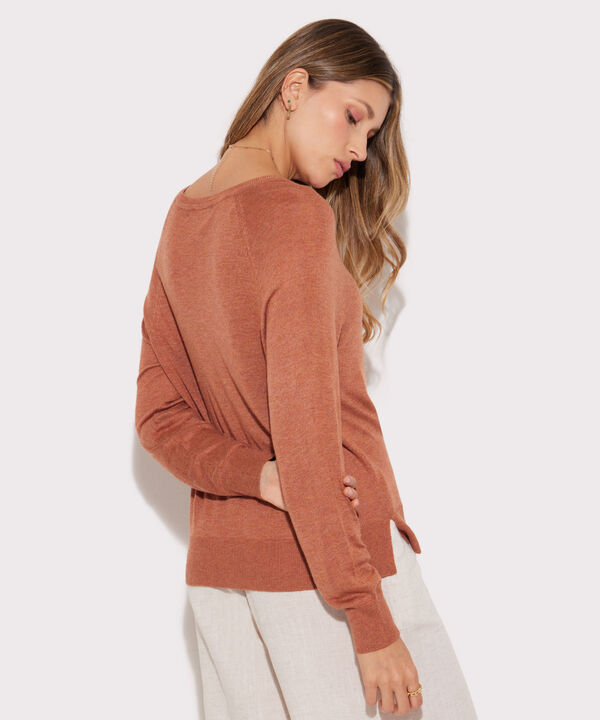 Sacos y buzos básicos para mujer