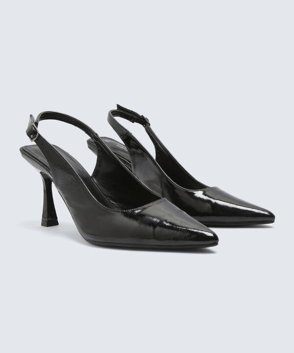 Tacones image number null
