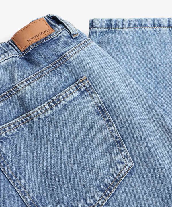 Jeans dama image number null