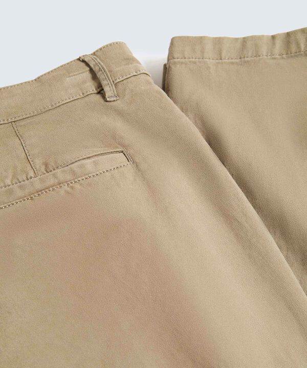 Pantalones para hombre image number null