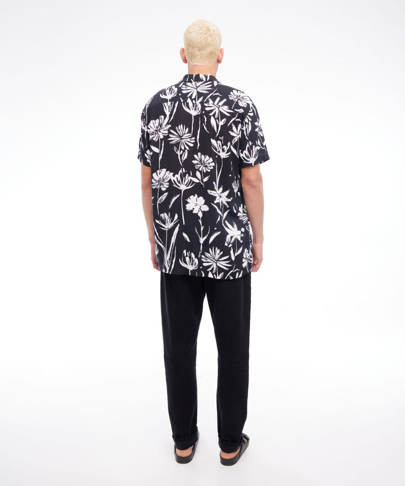 Camisas básicas para hombre 
