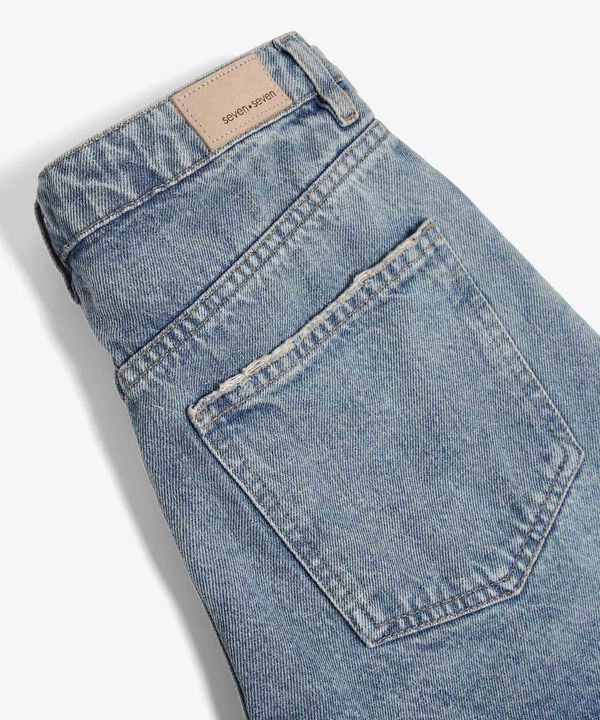 Short para mujer image number null