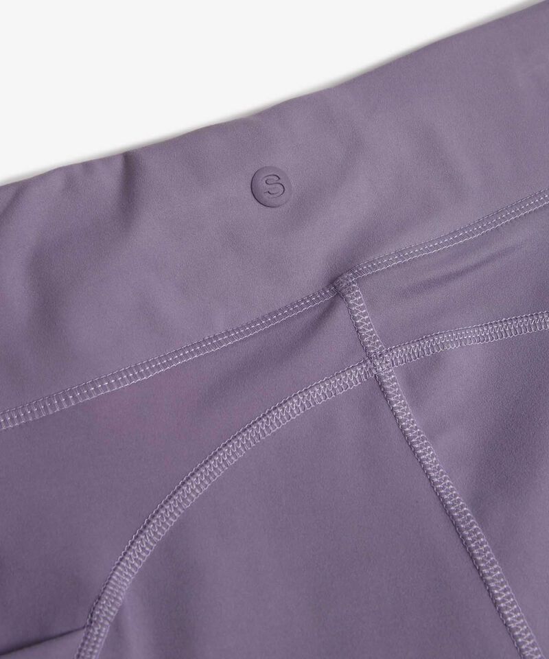 Short deportivo para mujer