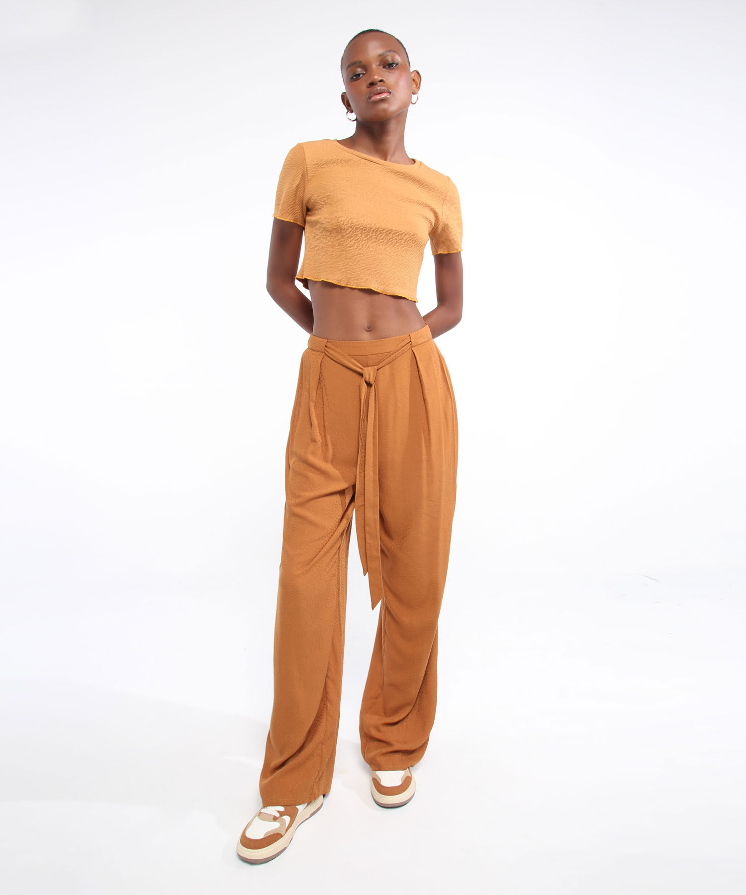 Pantalon tiro alto con moño sales