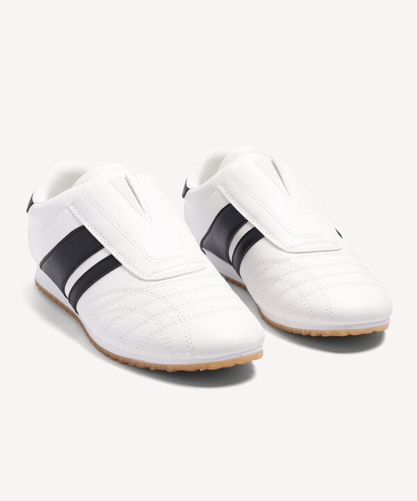 Tenis mujer image number null