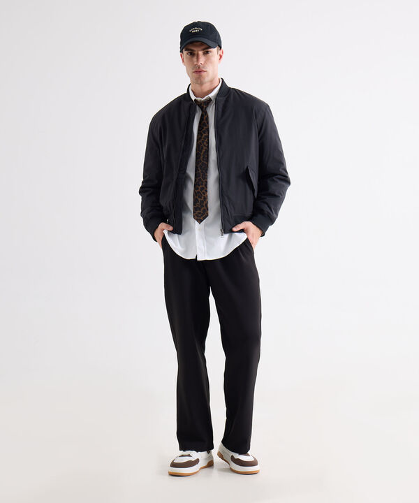 Pantalones para hombre image number null