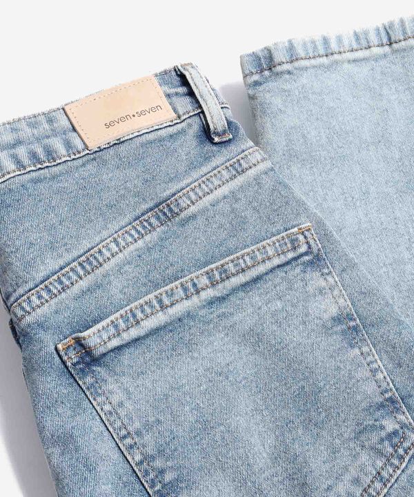 Jean para mujer image number null