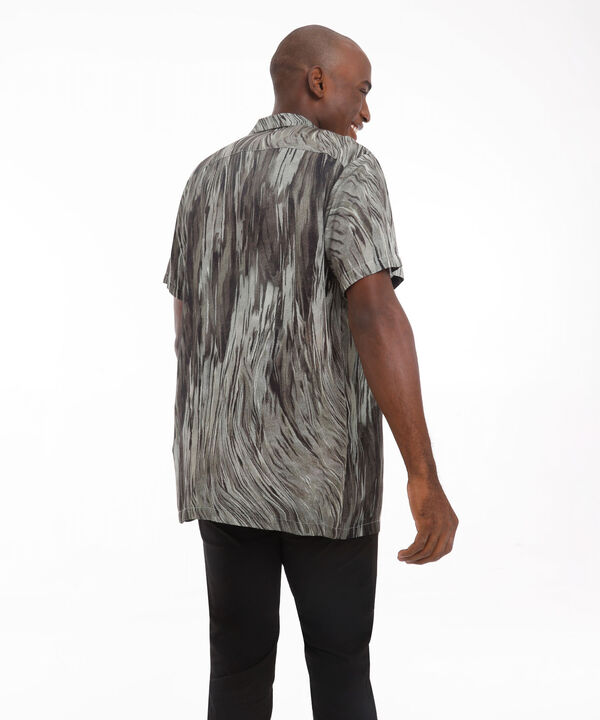 Camisas básicas para hombre 