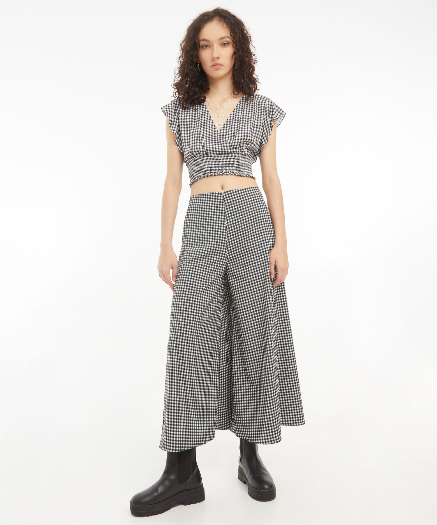 Pantal&oacute;n Tipo Culotte Con Aberturas, Negro, hi-res
